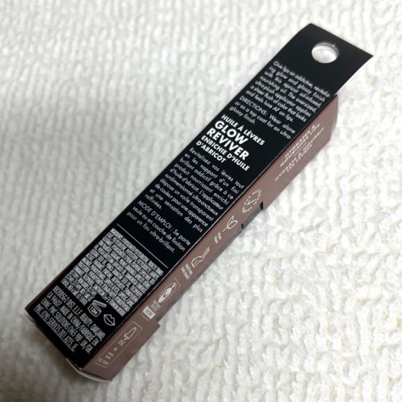 🎁Pick 5 for $25🎁 E.l.f. Glow Reviver Lip Oil - Picture 4 of 9